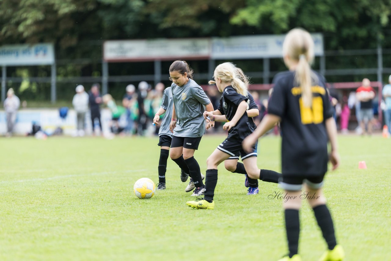 Bild 433 - Loewinnen Cup